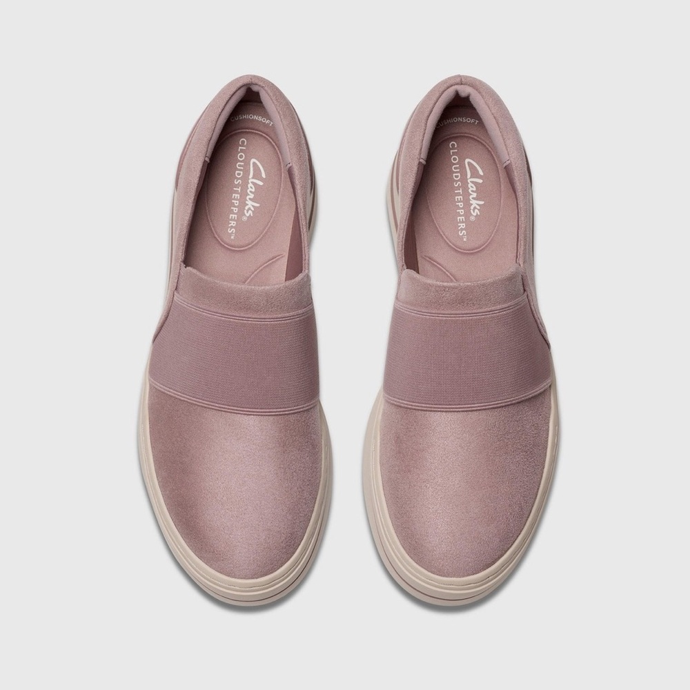 Clarks
Women's Cloudsteppers Audreigh Eve Shoes